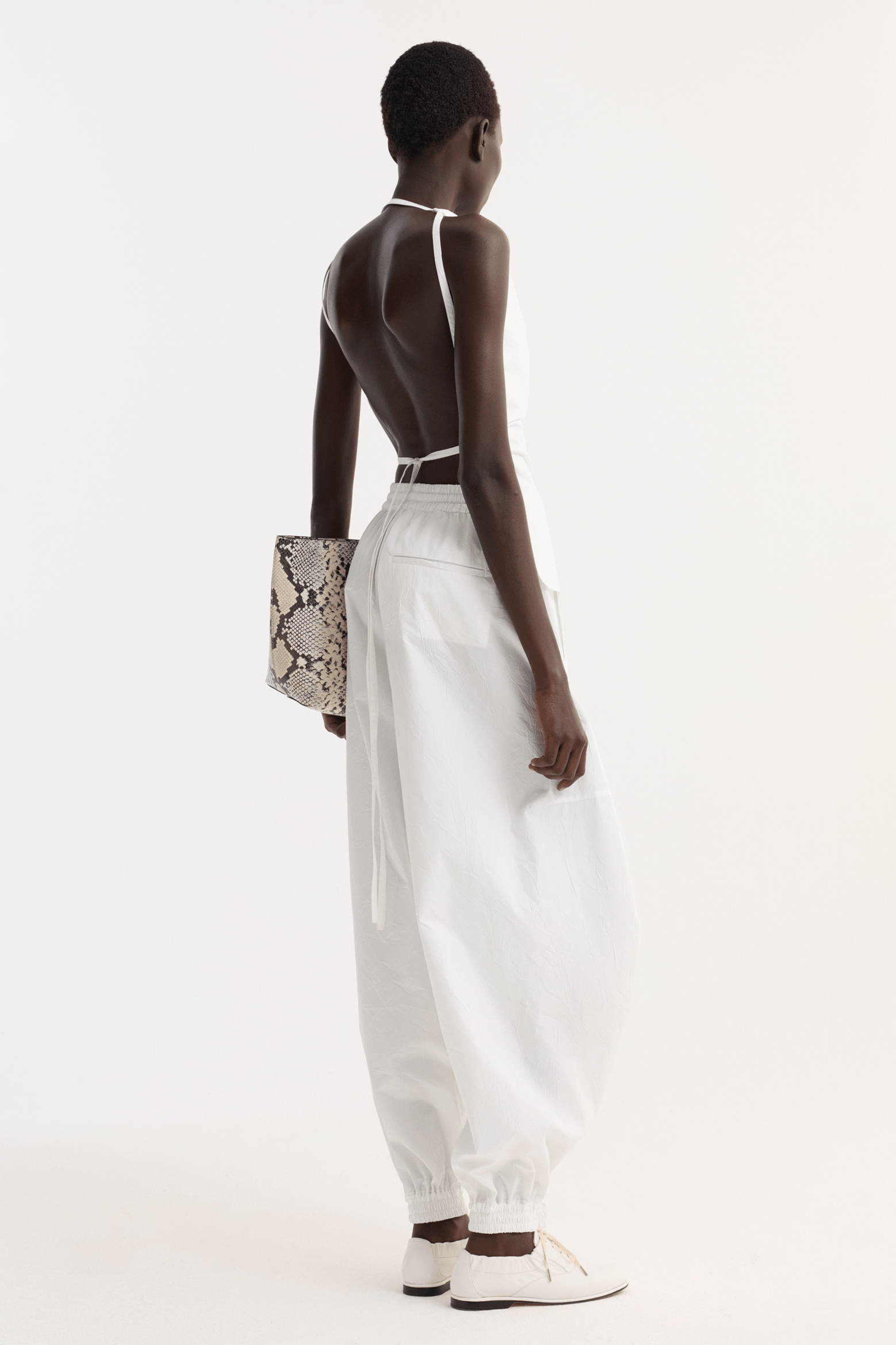 OPEN BACK CRUSHED COTTON TOP