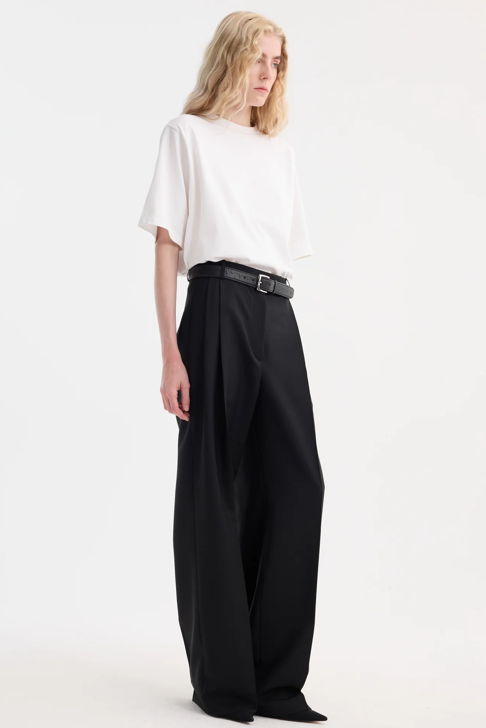 RÓHE OVERSIZED COTTON T-SHIRT IN OPTIC WHITE | THE NEW TREND