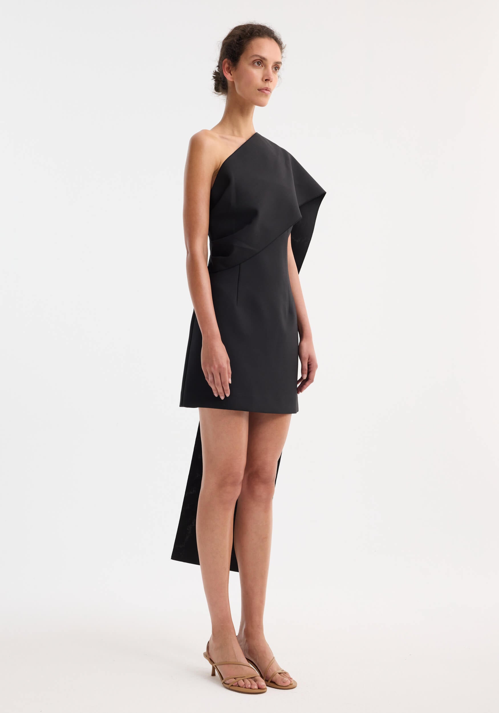 RÓHE SHORT SCULPTURAL SASH DRESS | THE NEW TREND