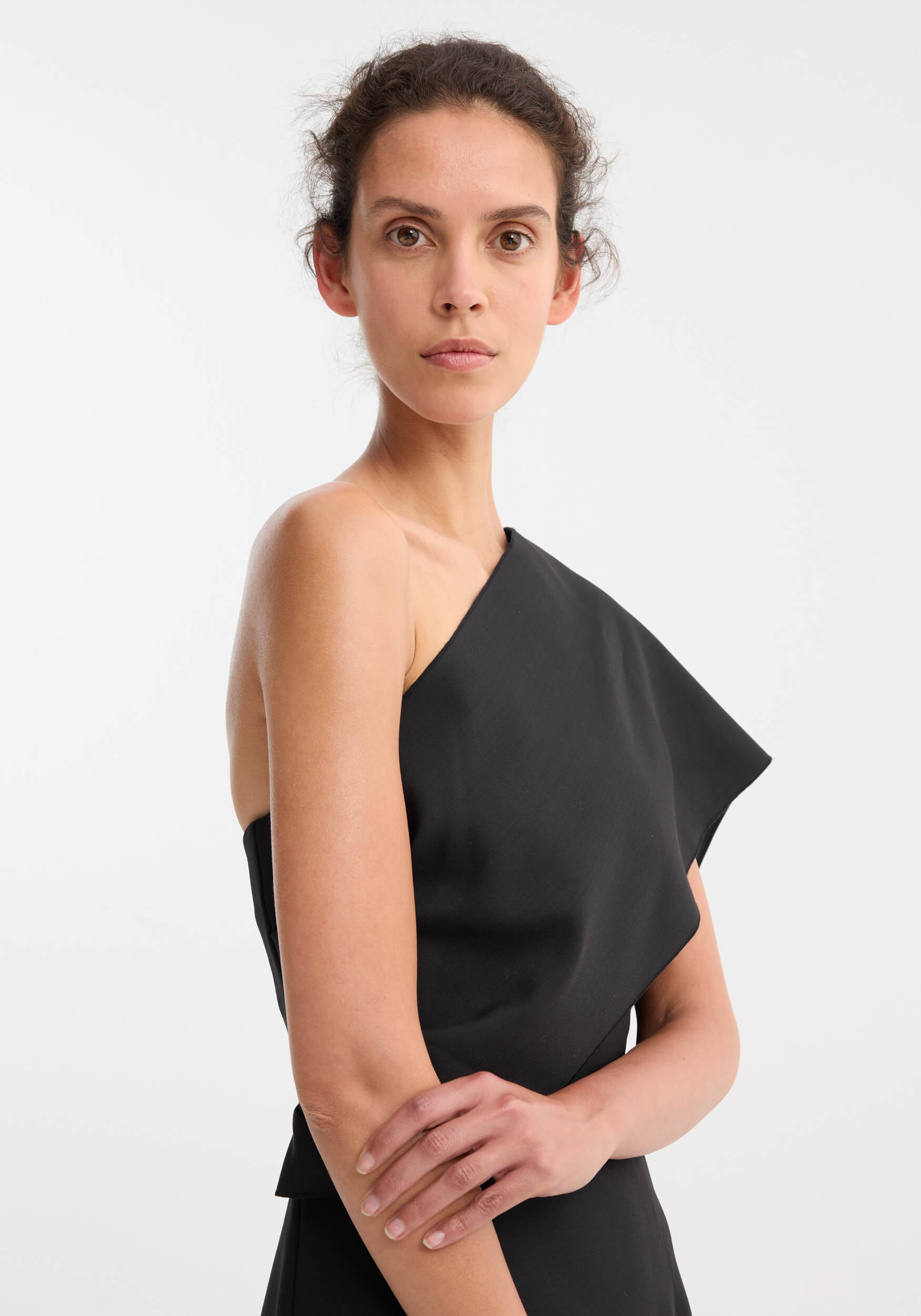 RÓHE SHORT SCULPTURAL SASH DRESS | THE NEW TREND