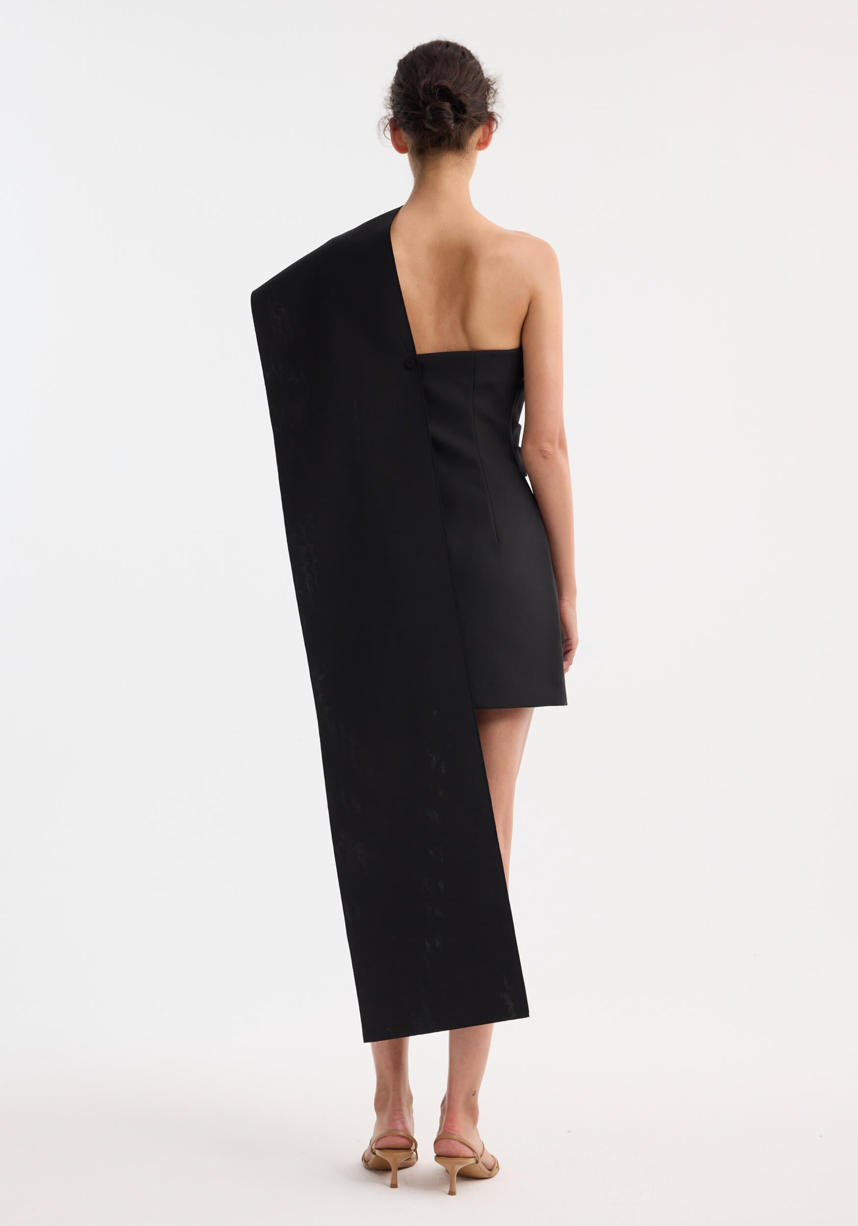 RÓHE SHORT SCULPTURAL SASH DRESS | THE NEW TREND