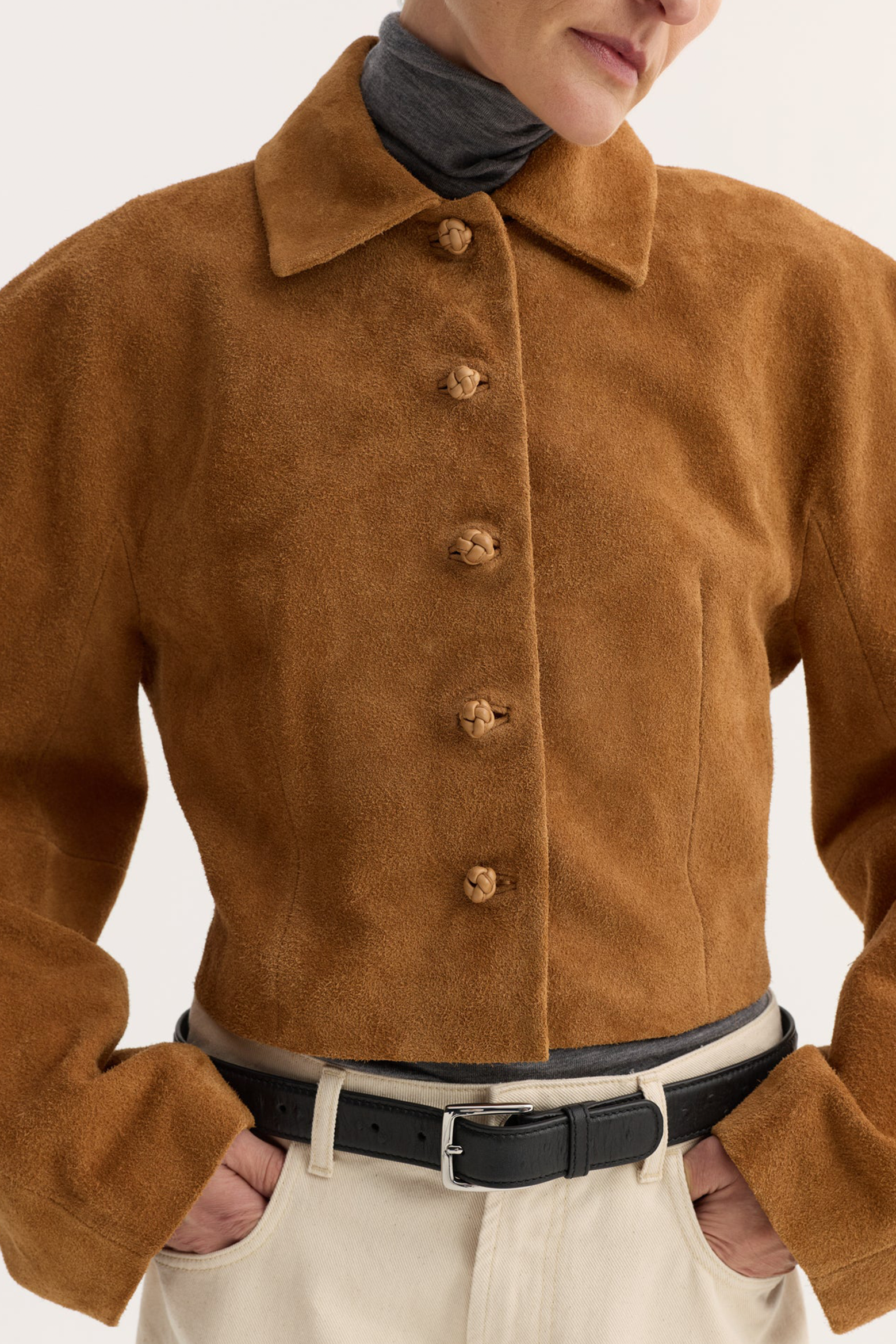 ROHE ROUNDED TEXTURED SUEDE JACKET | THE NEW TREND