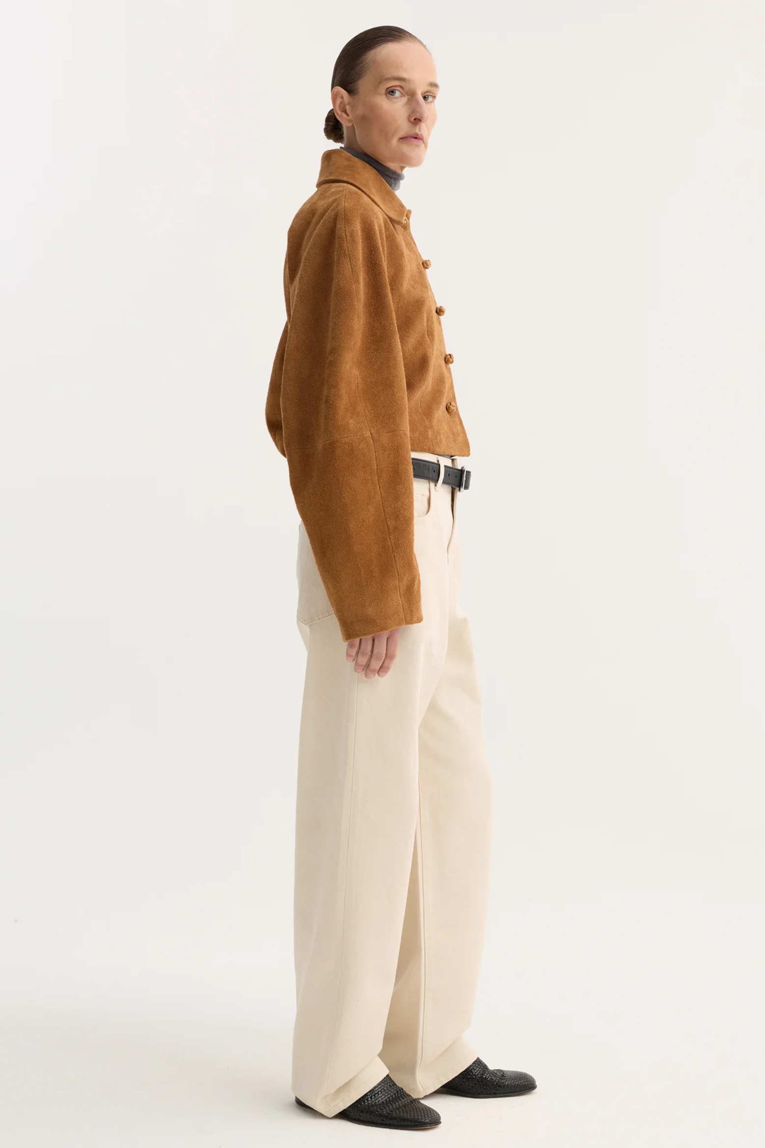 ROHE ROUNDED TEXTURED SUEDE JACKET | THE NEW TREND