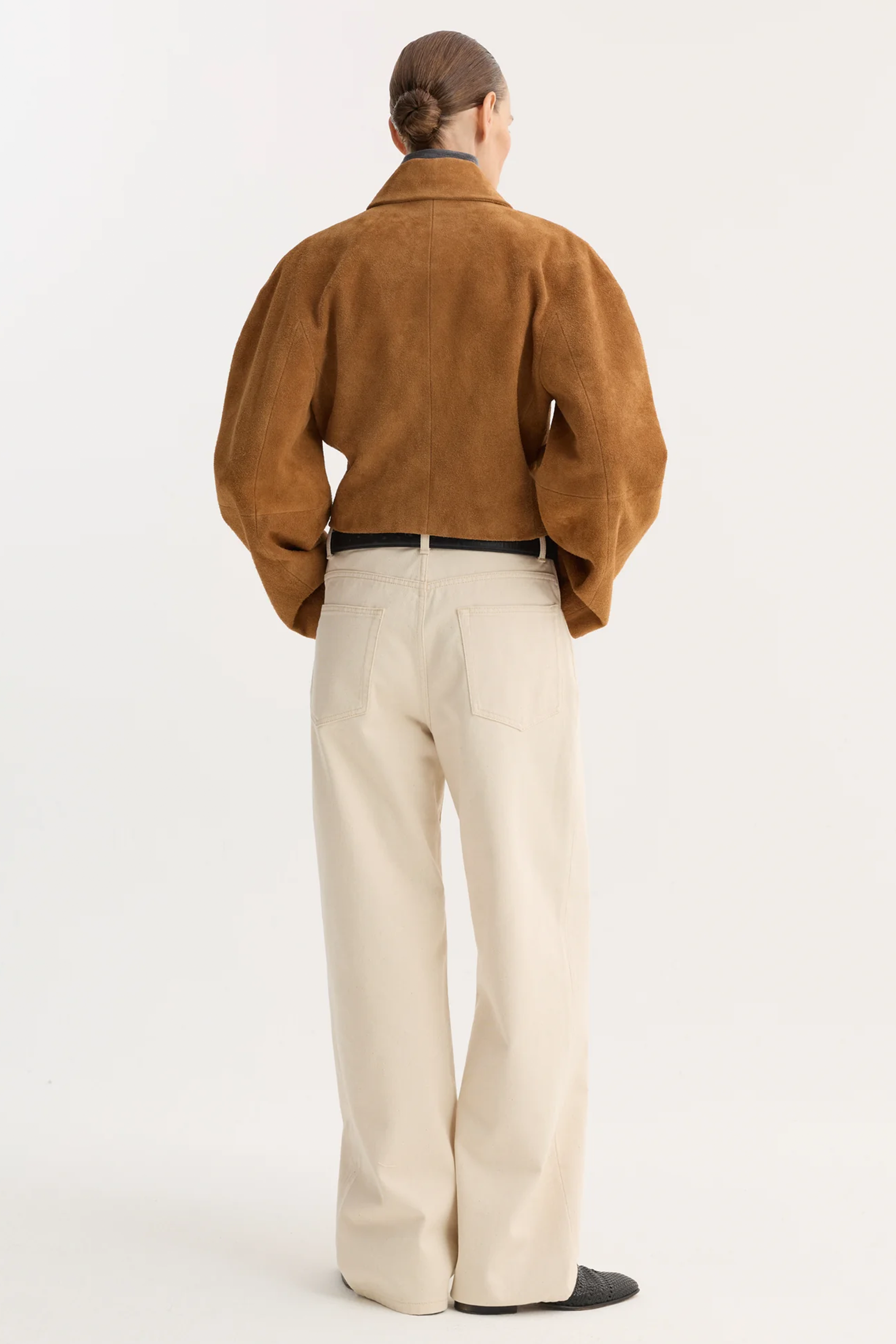 ROHE ROUNDED TEXTURED SUEDE JACKET | THE NEW TREND