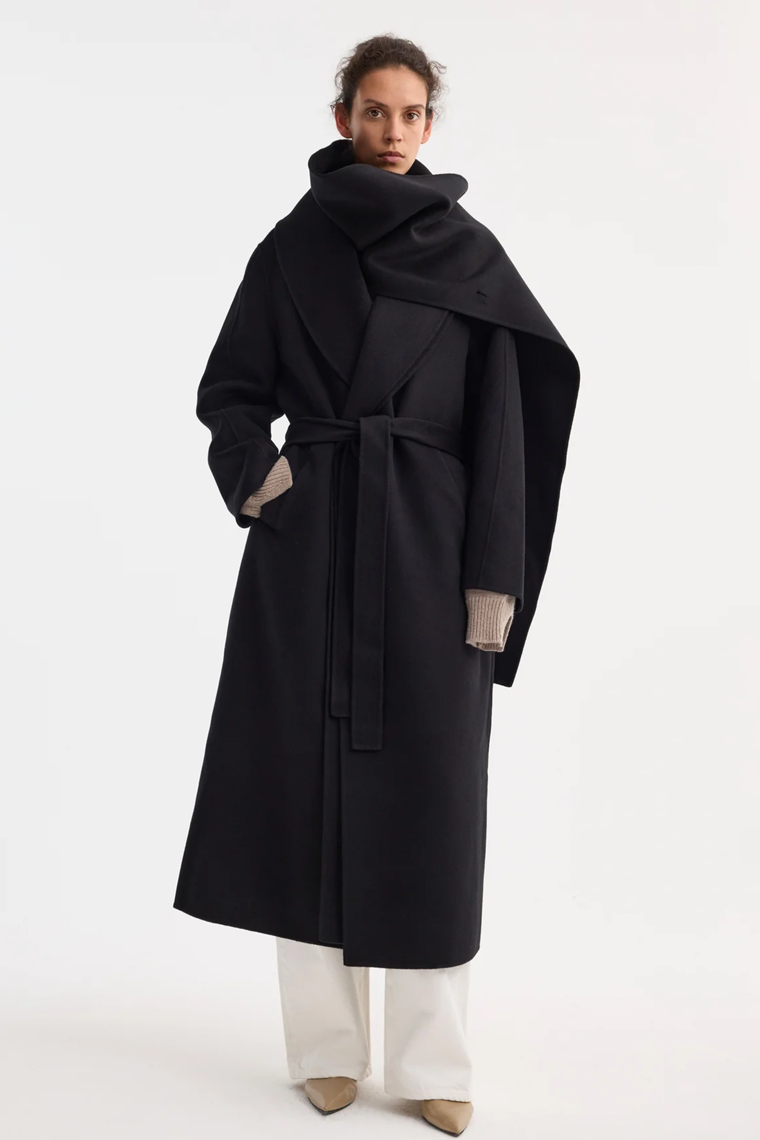 RÓHE SIGNATURE DOUBLE FACED SCARF COAT BLACK | THE NEW TREND