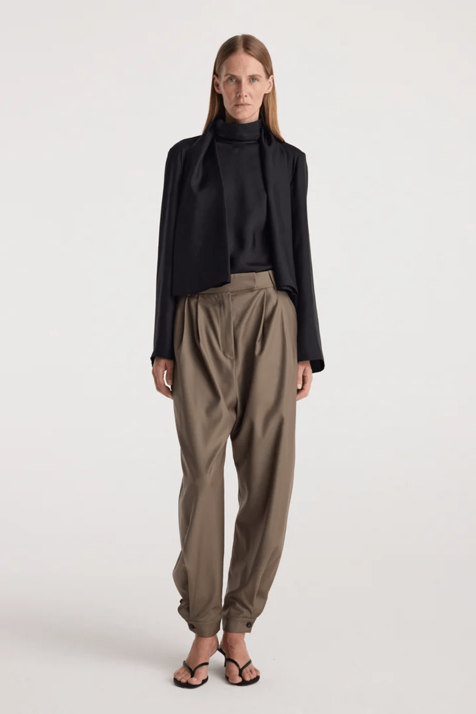 TAILORED CUFF TROUSERS