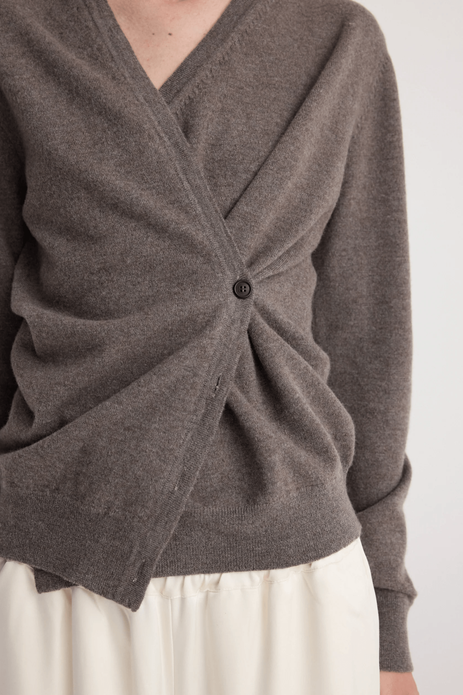 TWISTED BALLET CARDIGAN