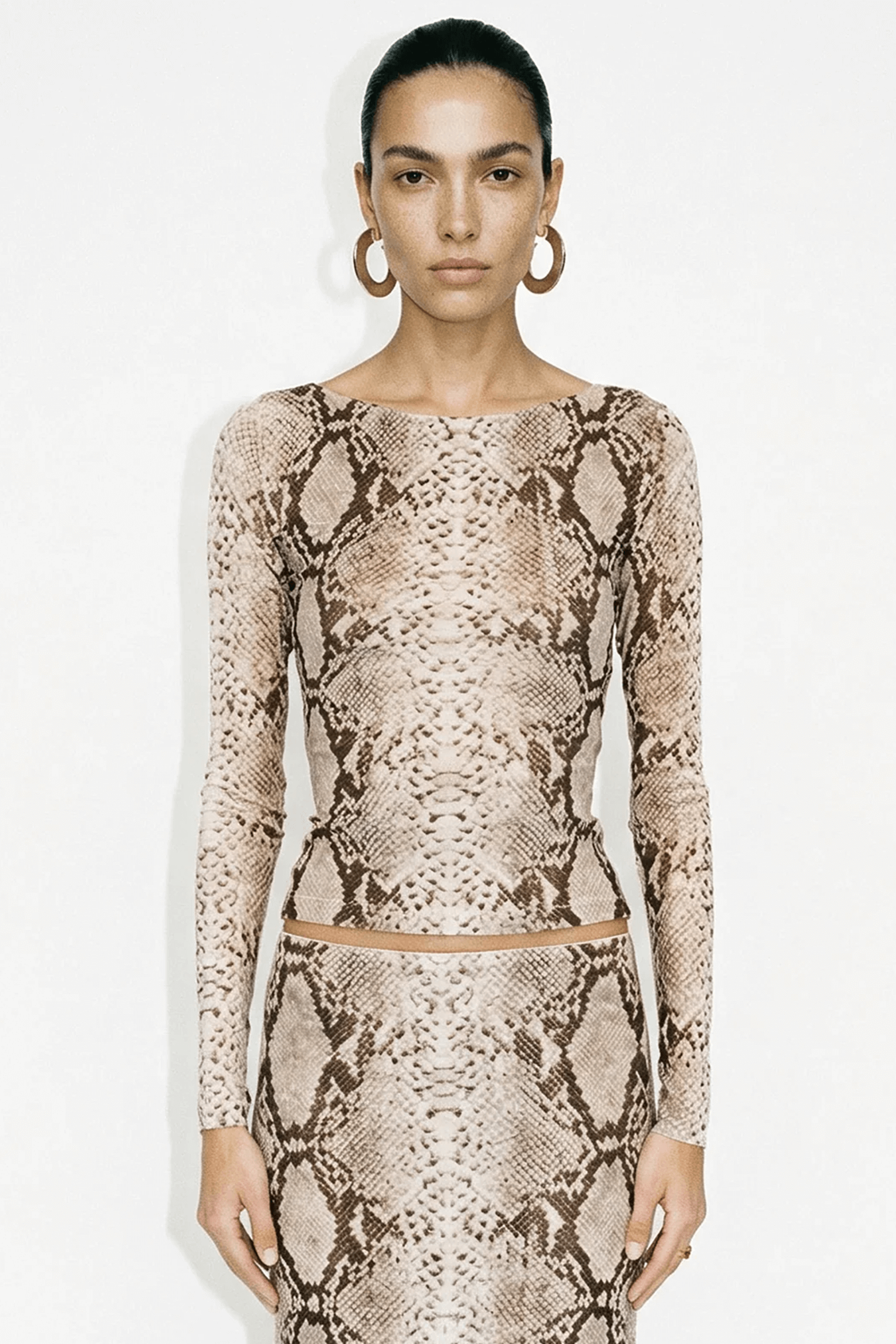 RONNY KOBO LONG SLEEVE FLUME TOP | THE NEW TREND
