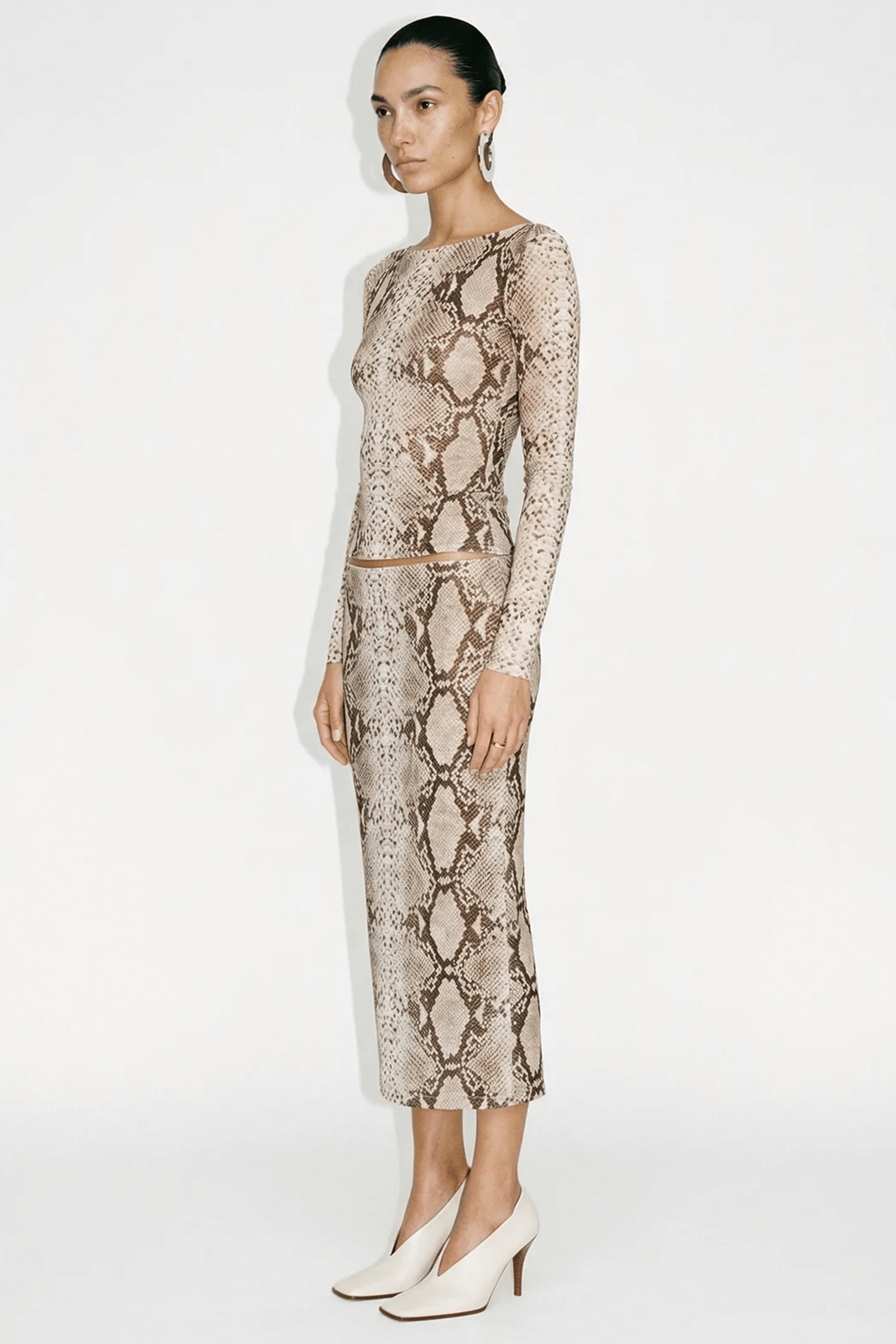 RONNY KOBO LONG SLEEVE FLUME TOP | THE NEW TREND