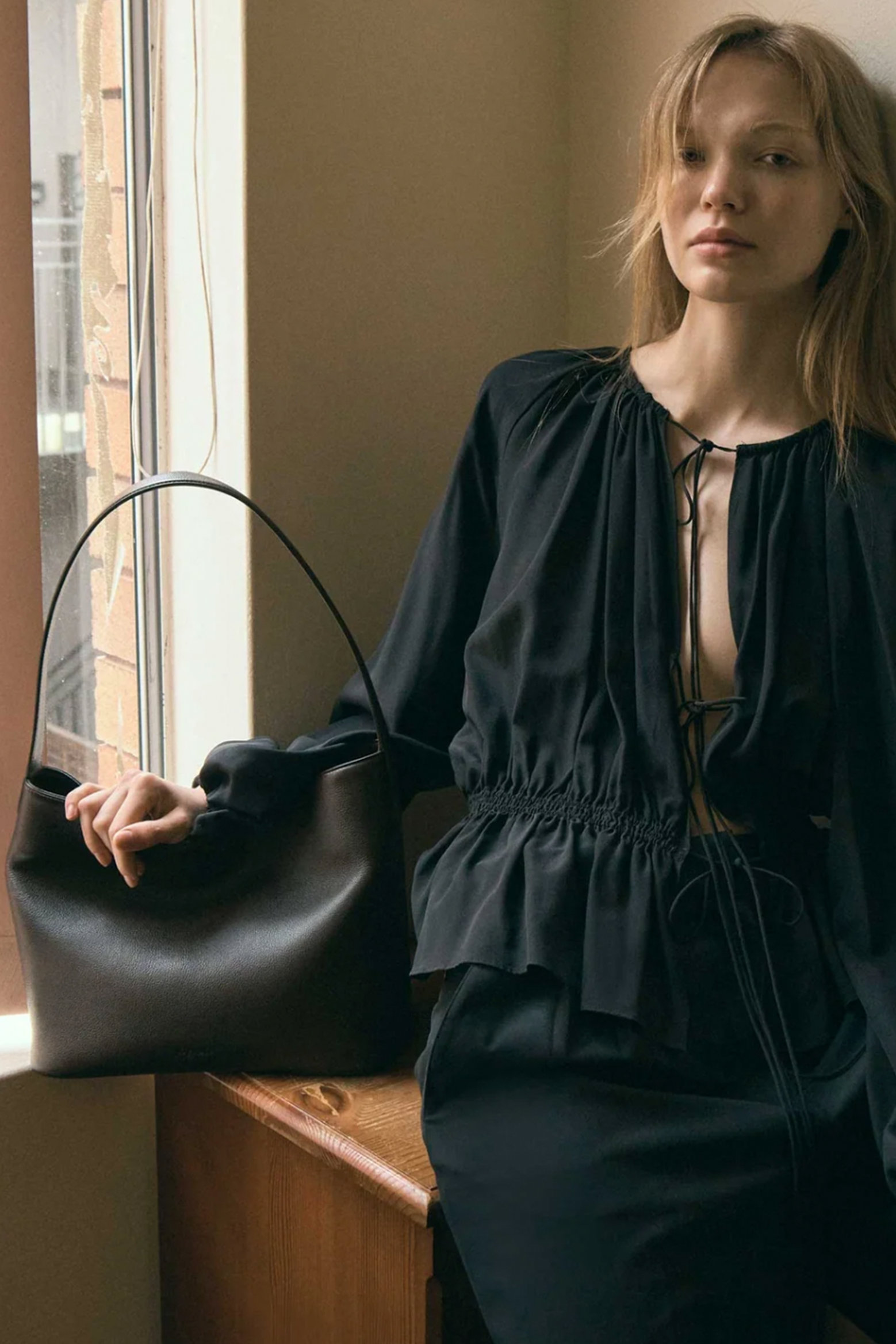 RYLAN TORI MEDIUM HOBO BAG IN DARK BROWN | THE NEW TREND