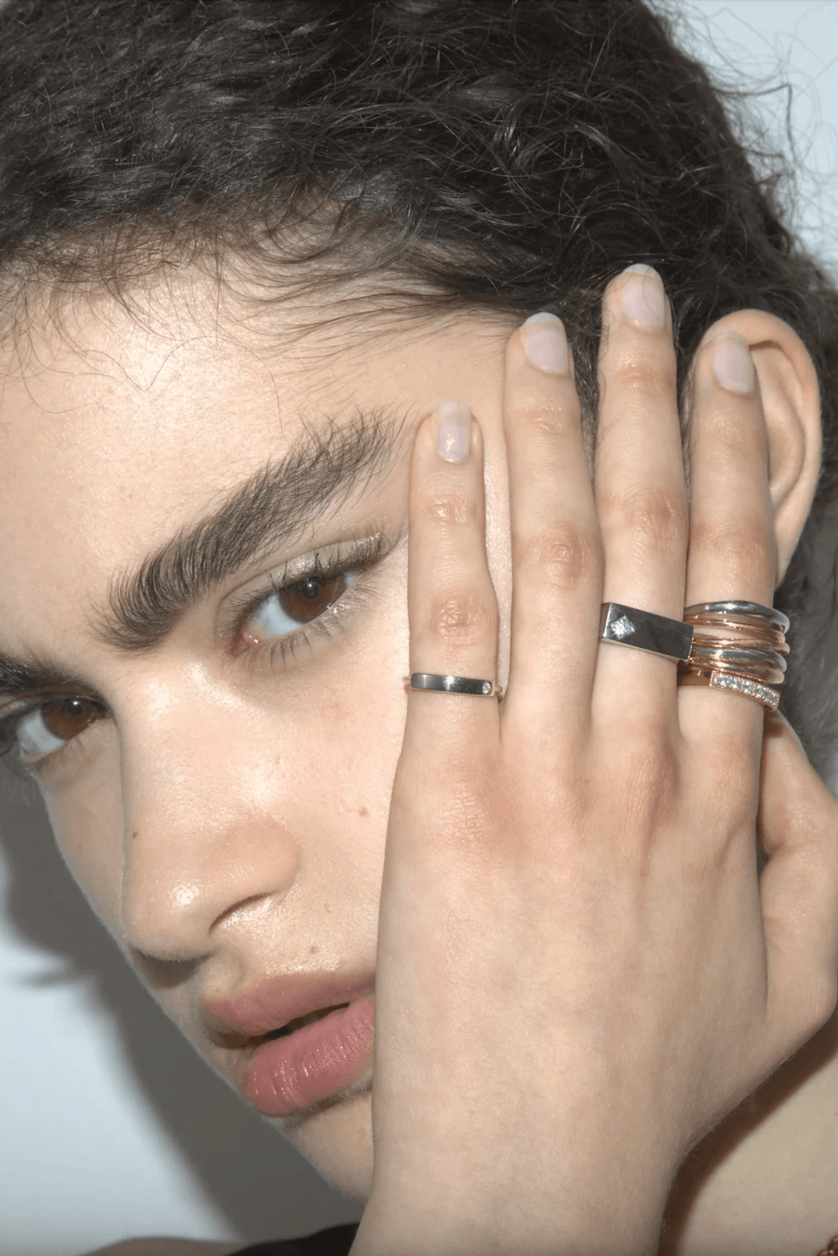 DIAMOND BAR RING