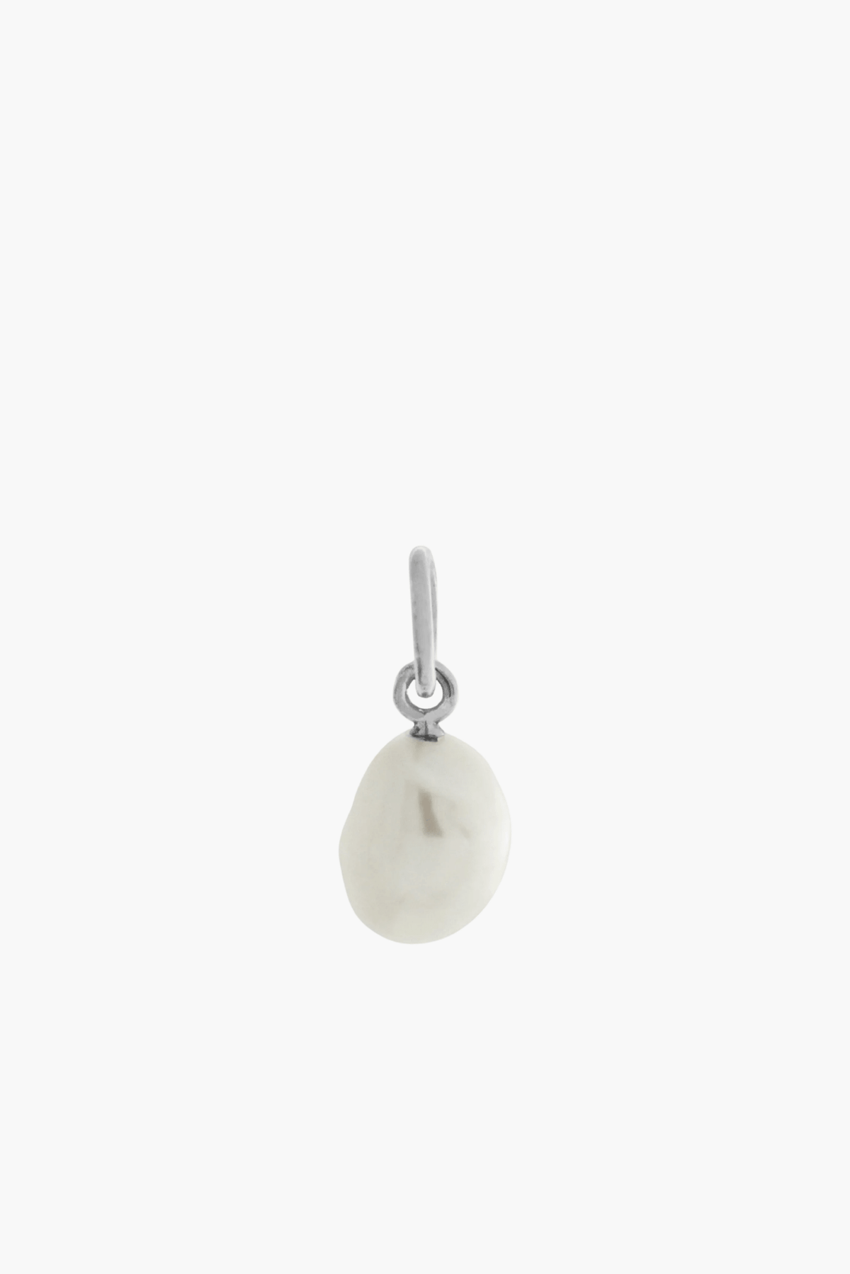 SMALL PEARL CHARM
