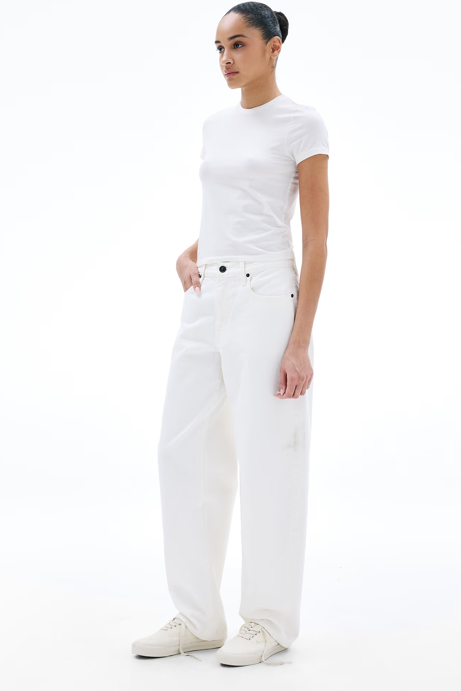 SLVRLAKE ELLA BARREL LEG JEAN IN WHITE | THE NEW TREND