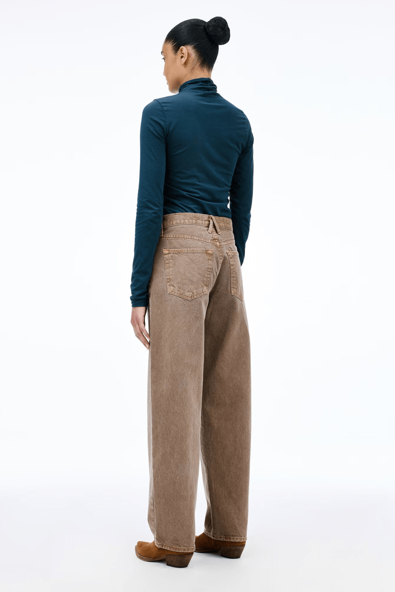 JAMIE MID RISE CURVE JEAN