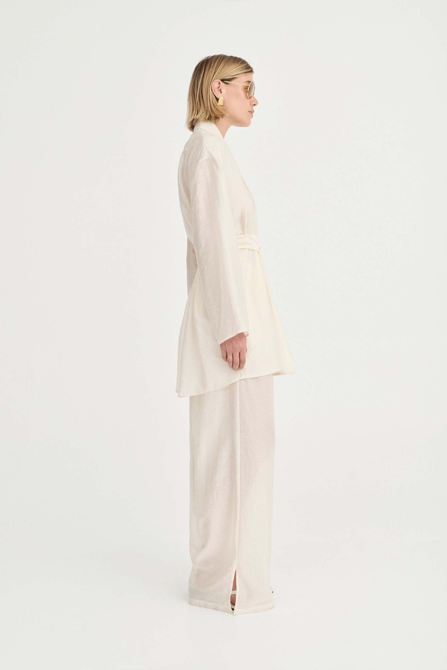 SOLAQUA THE ALMA ROBE IVORY | THE NEW TREND