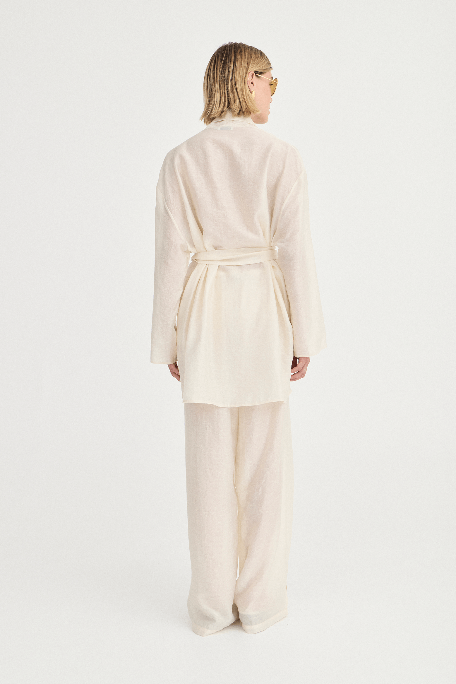 SOLAQUA THE ALMA ROBE IVORY | THE NEW TREND