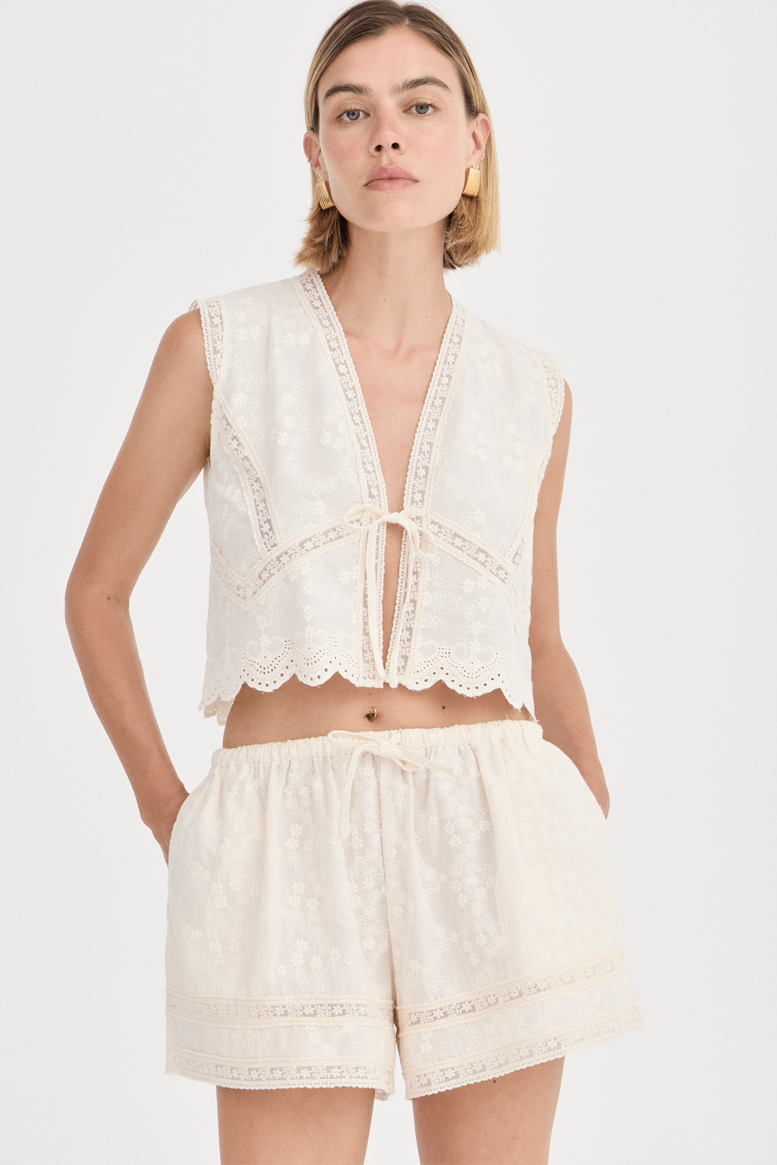 SOLAQUA THE WILLOW TOP IVORY | THE NEW TREND
