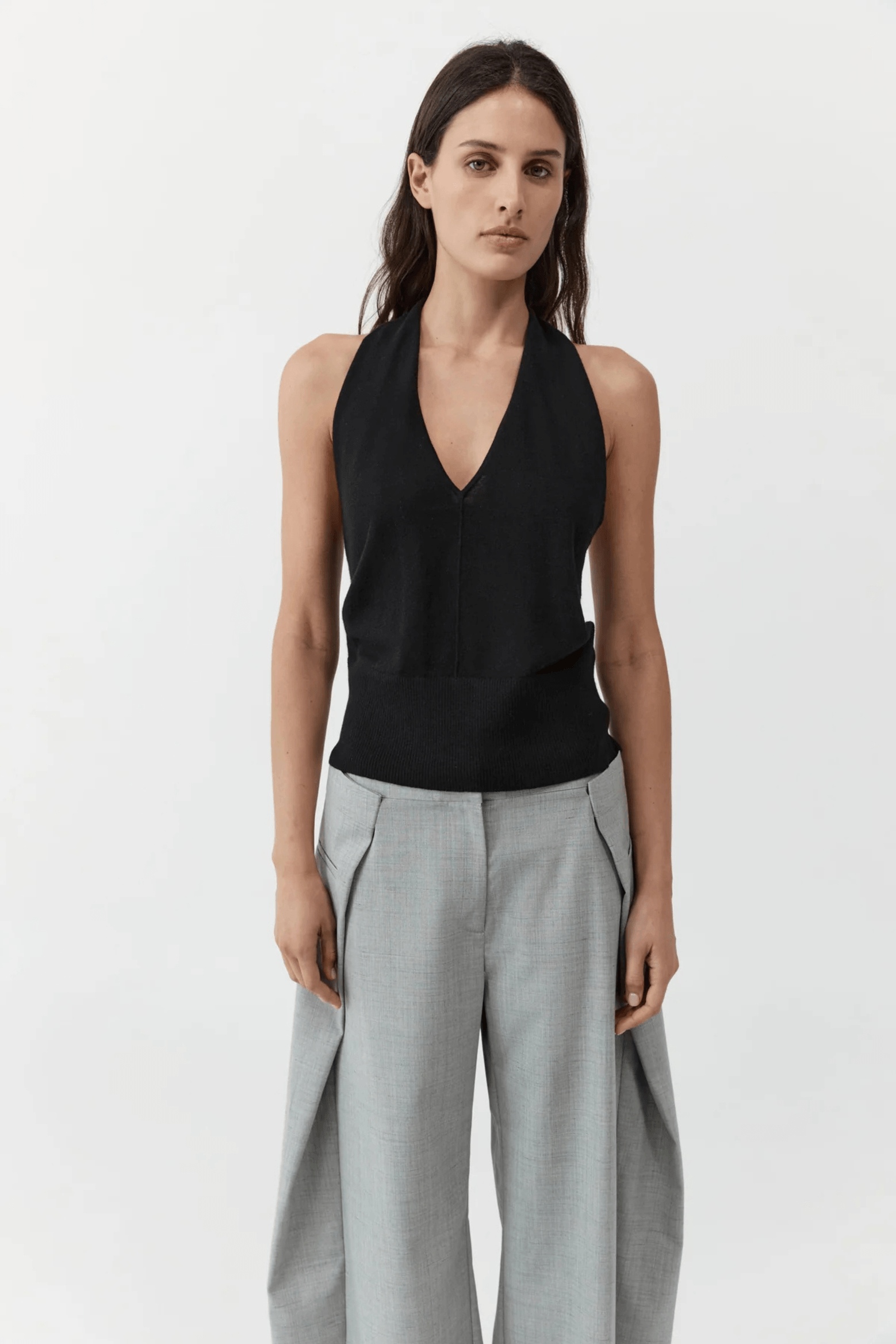 FINE MERINO HALTER NECK TOP