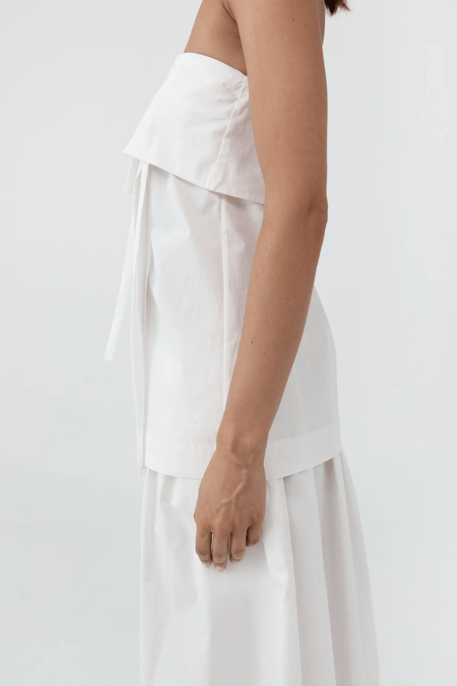 STRAPLESS WRAP TOP
