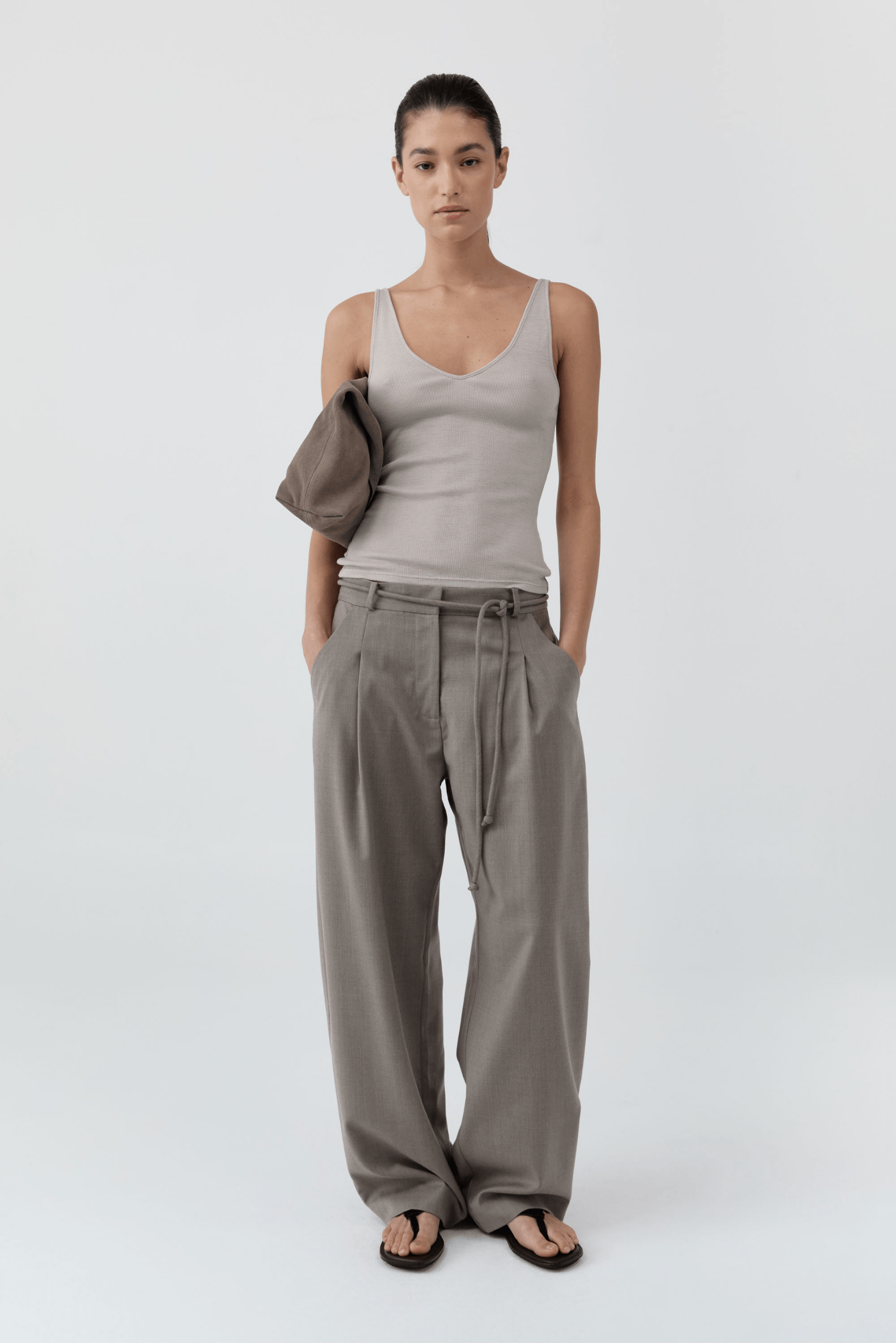 TAILORED BARREL PANTS