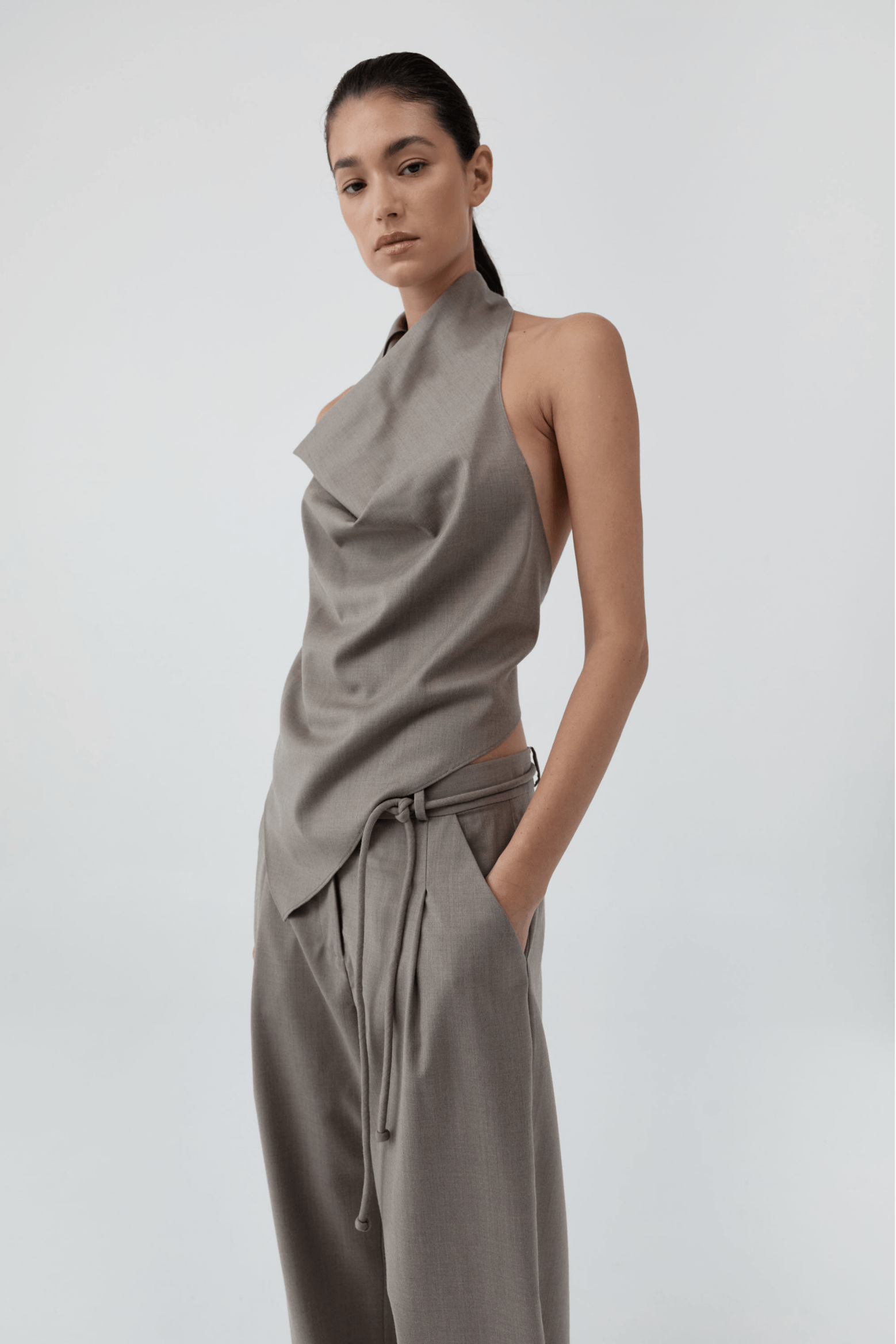 WOOL COWL BACKLESS TOP