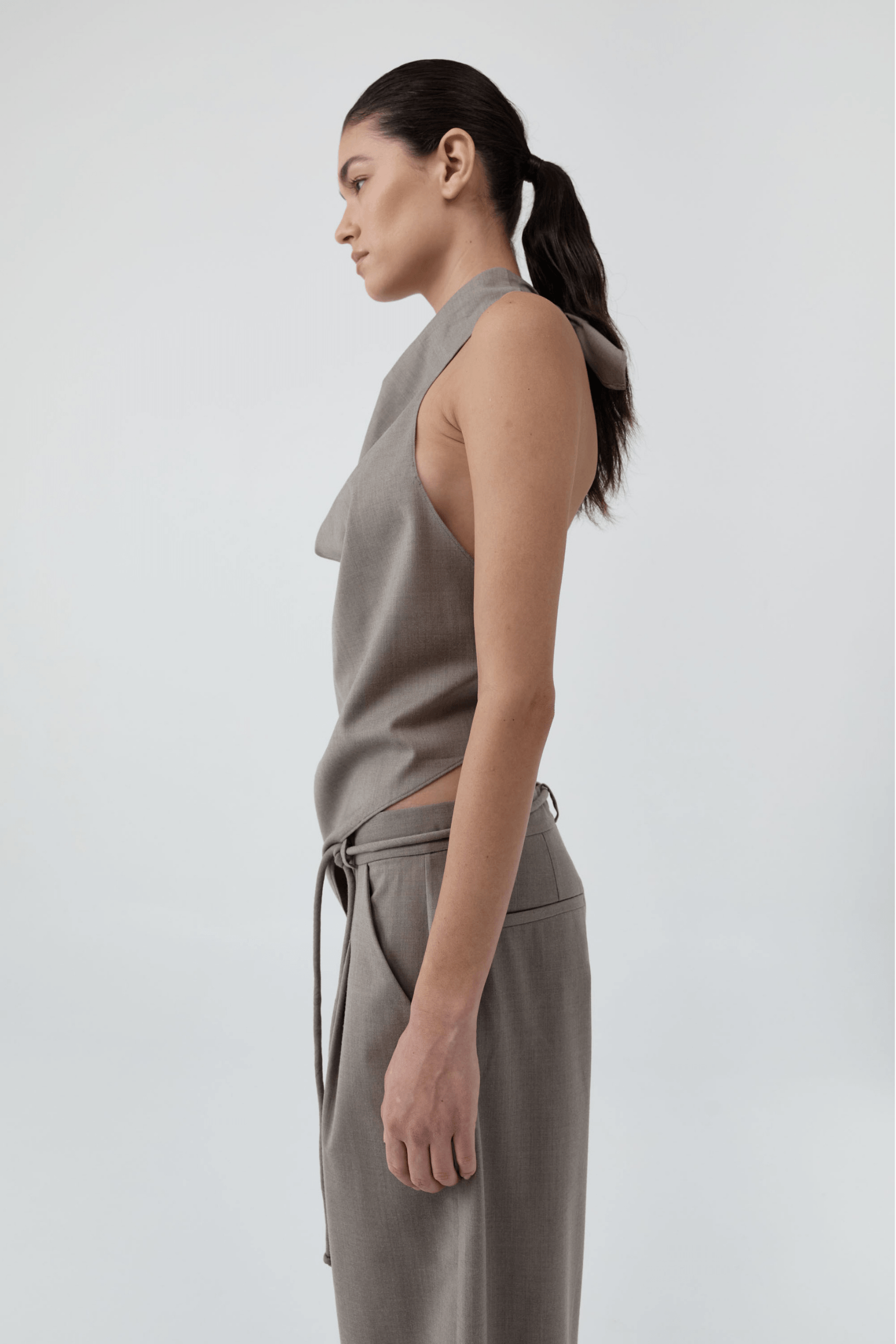 WOOL COWL BACKLESS TOP