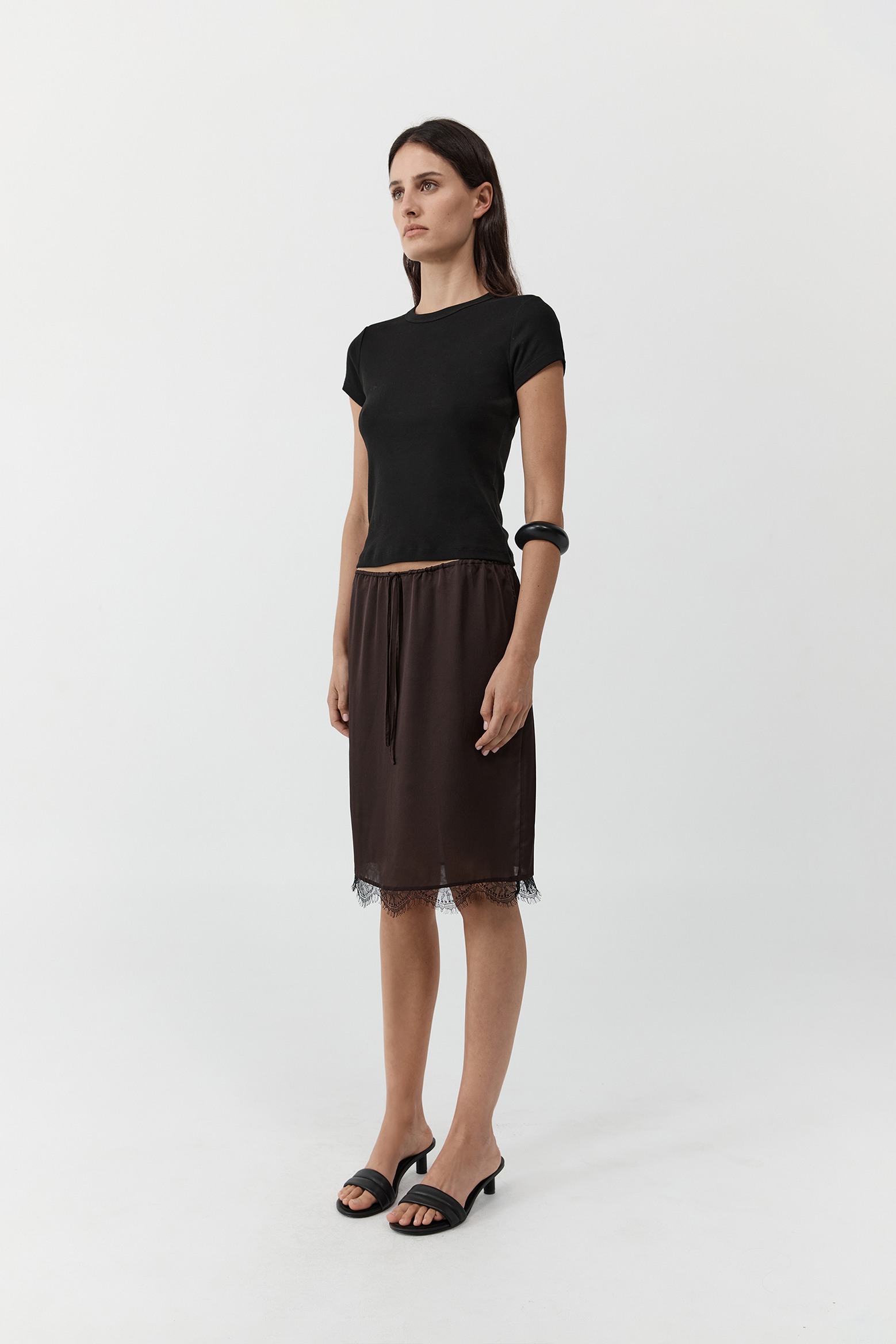 ST.AGNI FINE LACE SKIRT | THE NEW TREND