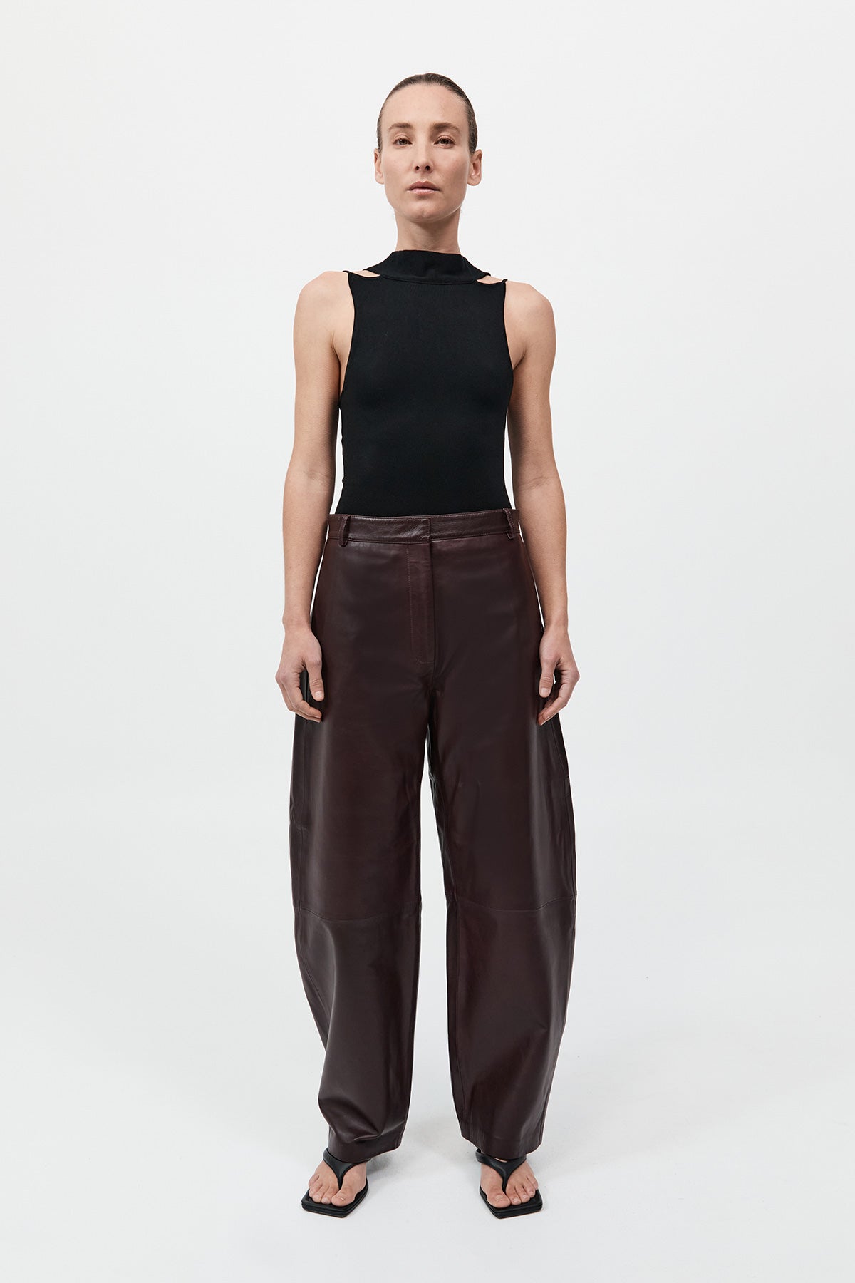 ST AGNI LEATHER BALLOON PANTS | THE NEW TREND