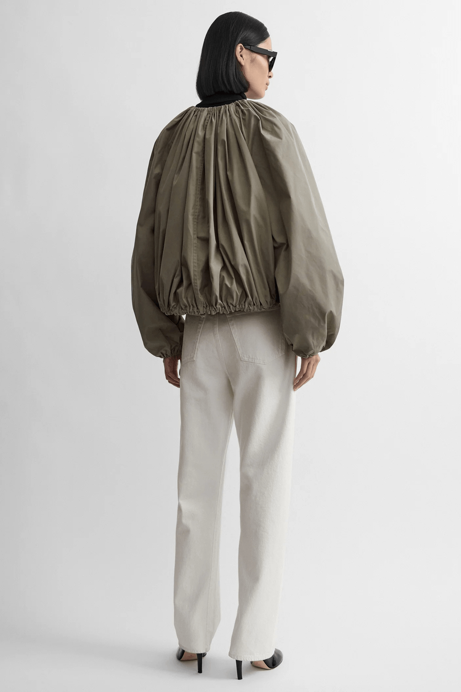 GATHERED PARACHUTE COAT