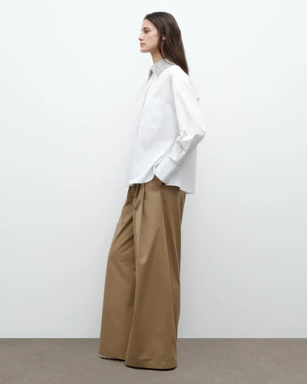 E.B. WITH CRYSTAL COLLAR SHIRT