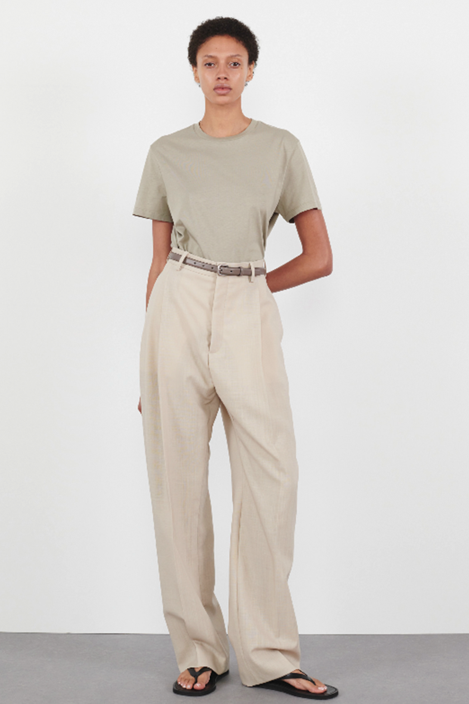 LIGHT MID RISE TROUSER