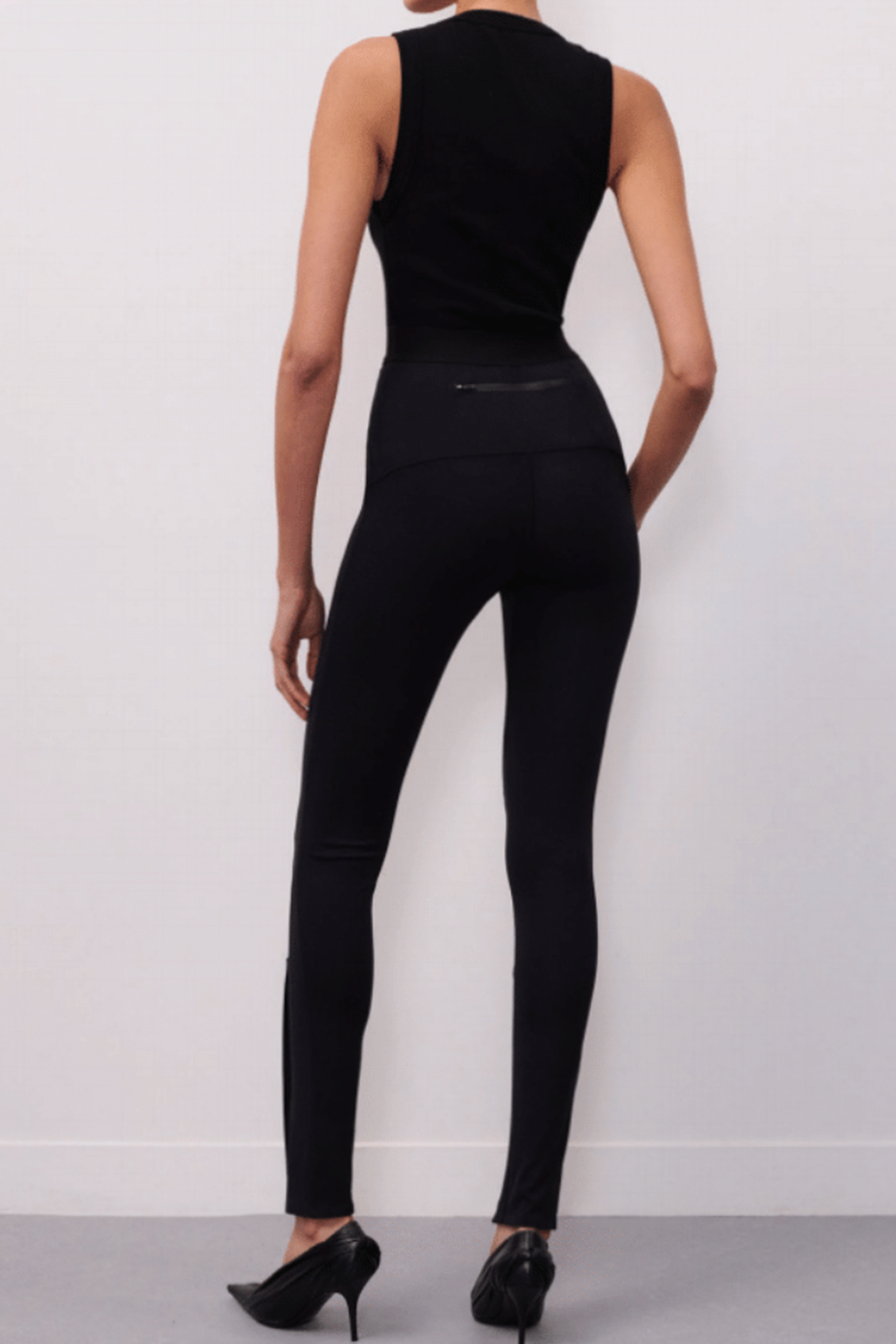 WARDROBE.NYC OPAQUE FRONT ZIP LEGGING | THE NEW TREND