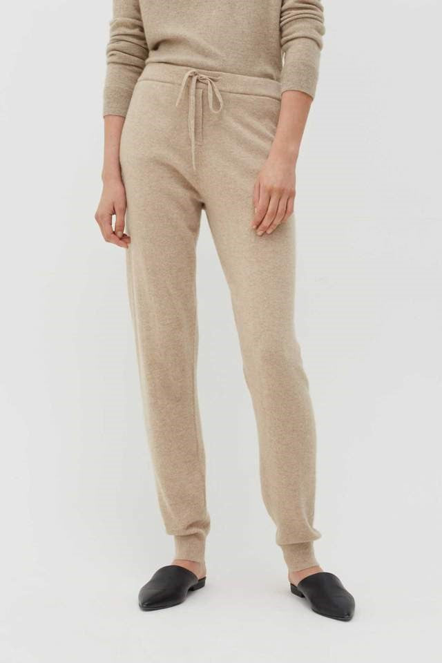 Chinti & Parker Cashmere Trackpant in Oatmeal from The New Trend