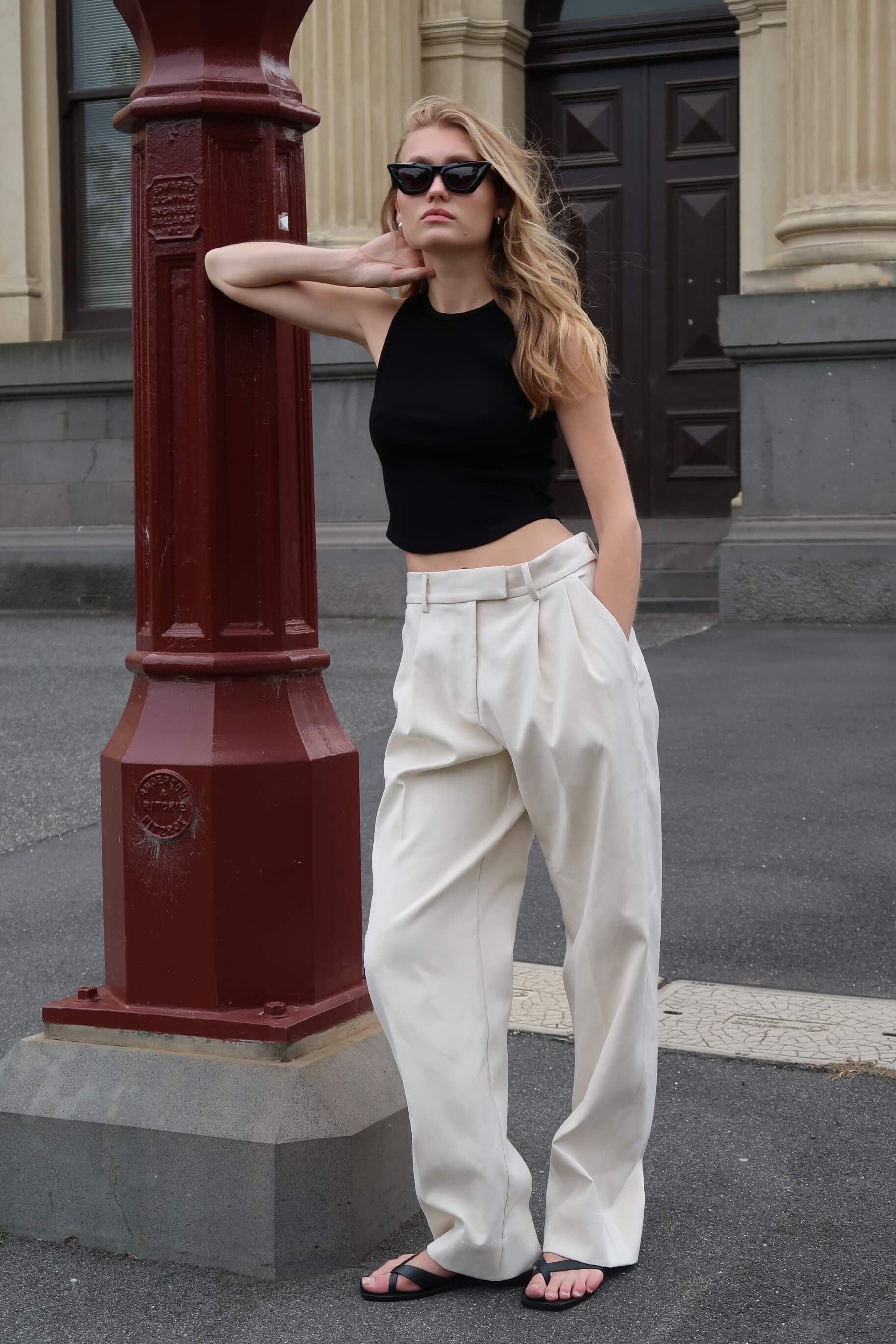 Esse Exclusive Tailored Trousers in Ivory available at TNT The New Trend Australia. Free shipping on orders over $300 AUD.